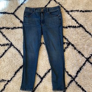 Express Jeans, high rise, cropped legging